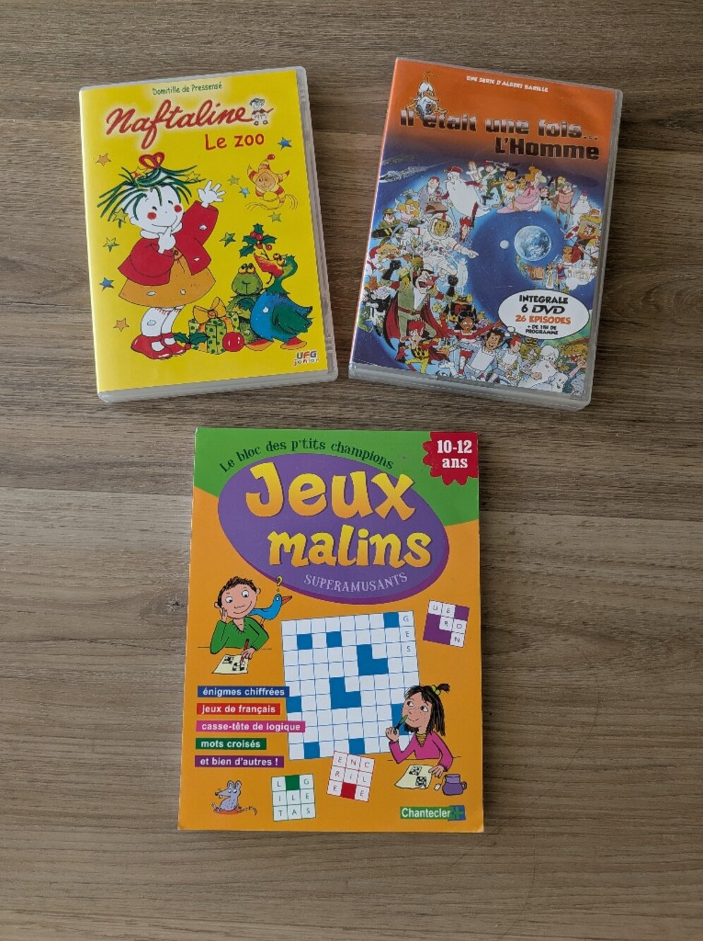 French Language DVDs And Book Bundle